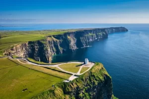 Vezi peisaje din Irlanda cu Work and Travel Europa