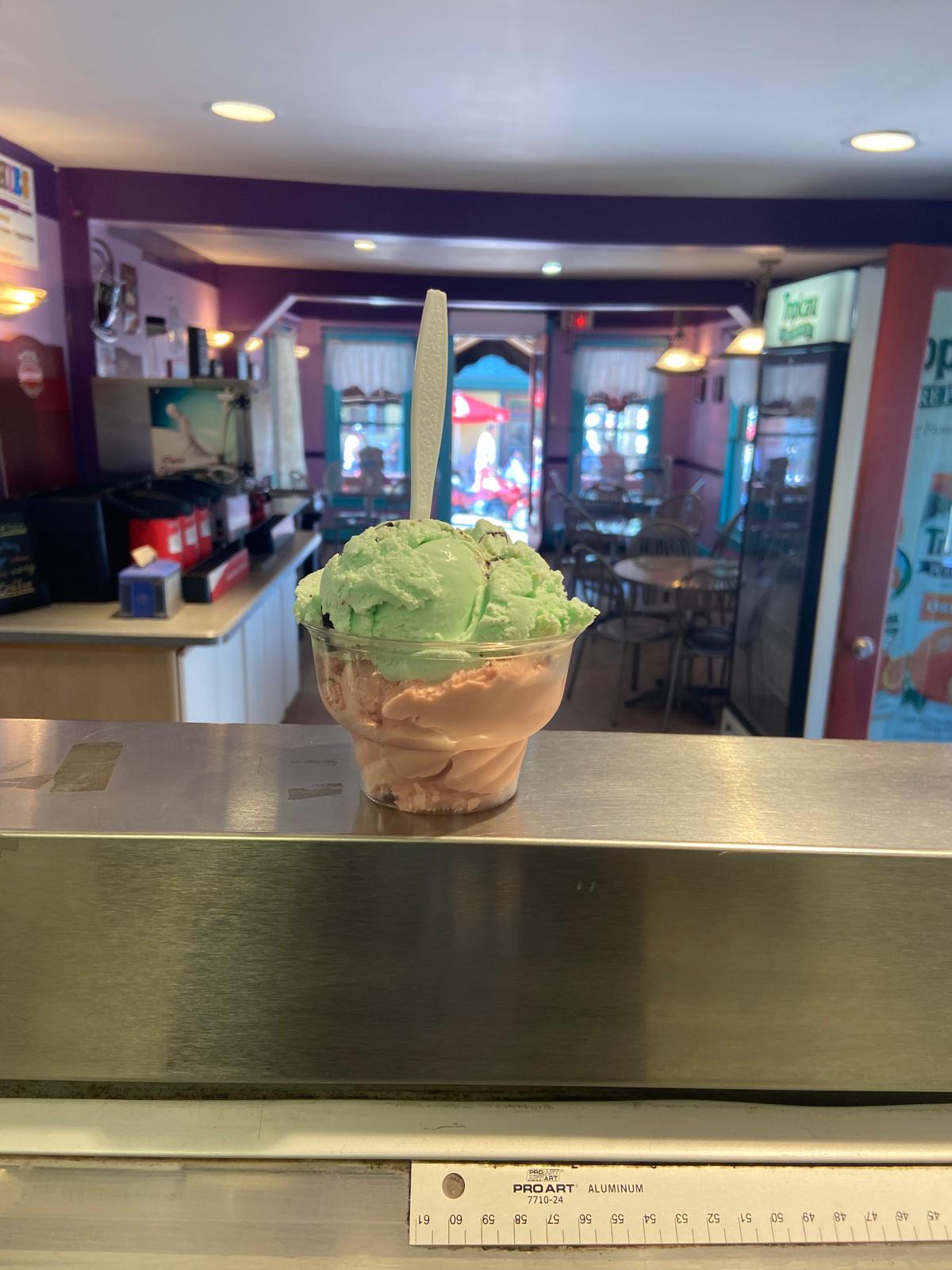 ice-cream-bass-best-coffee_vineyards-best-ice-cream