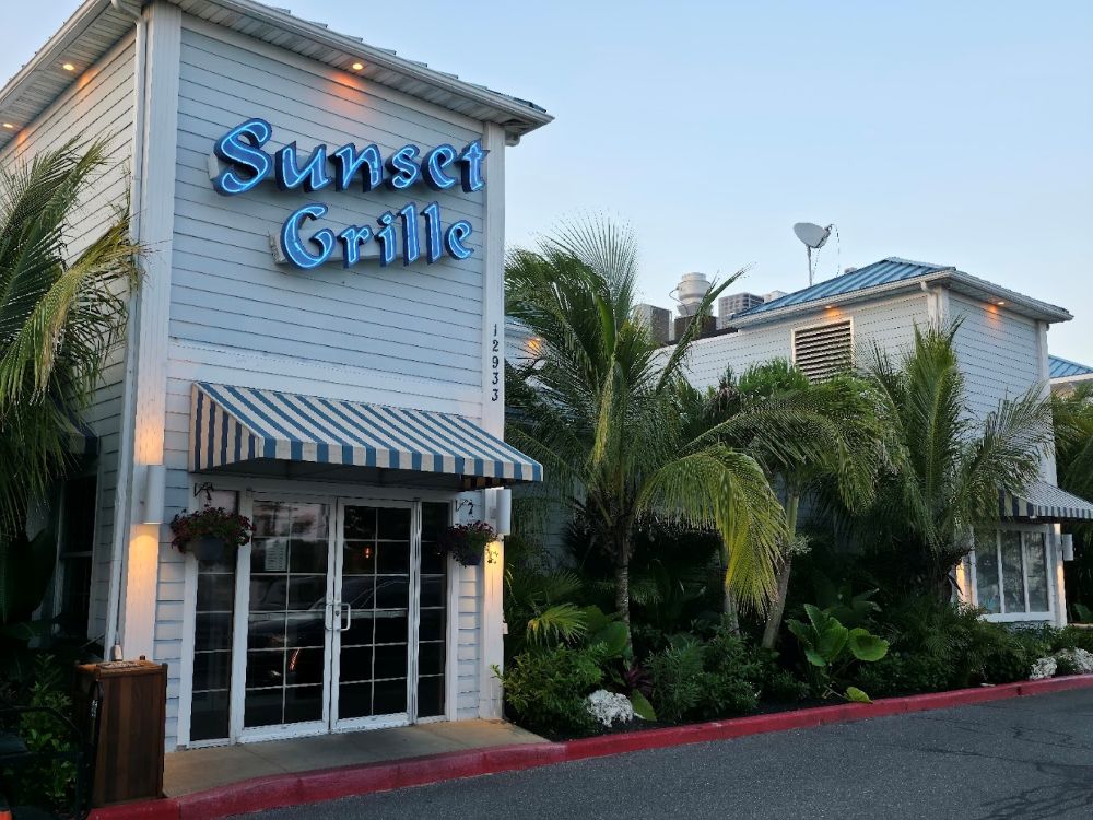 sunsetgrille-outside