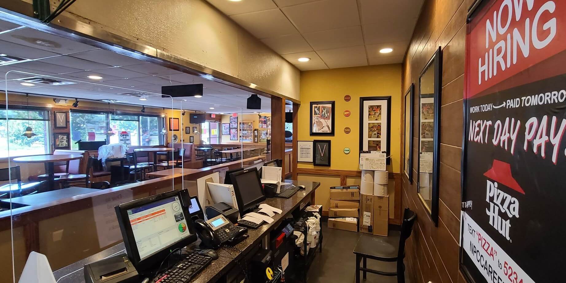 work-and-travel-pizza-hut