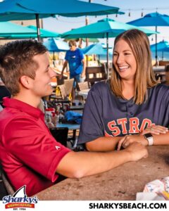 busser-sharky_s-beachfront-restaurant