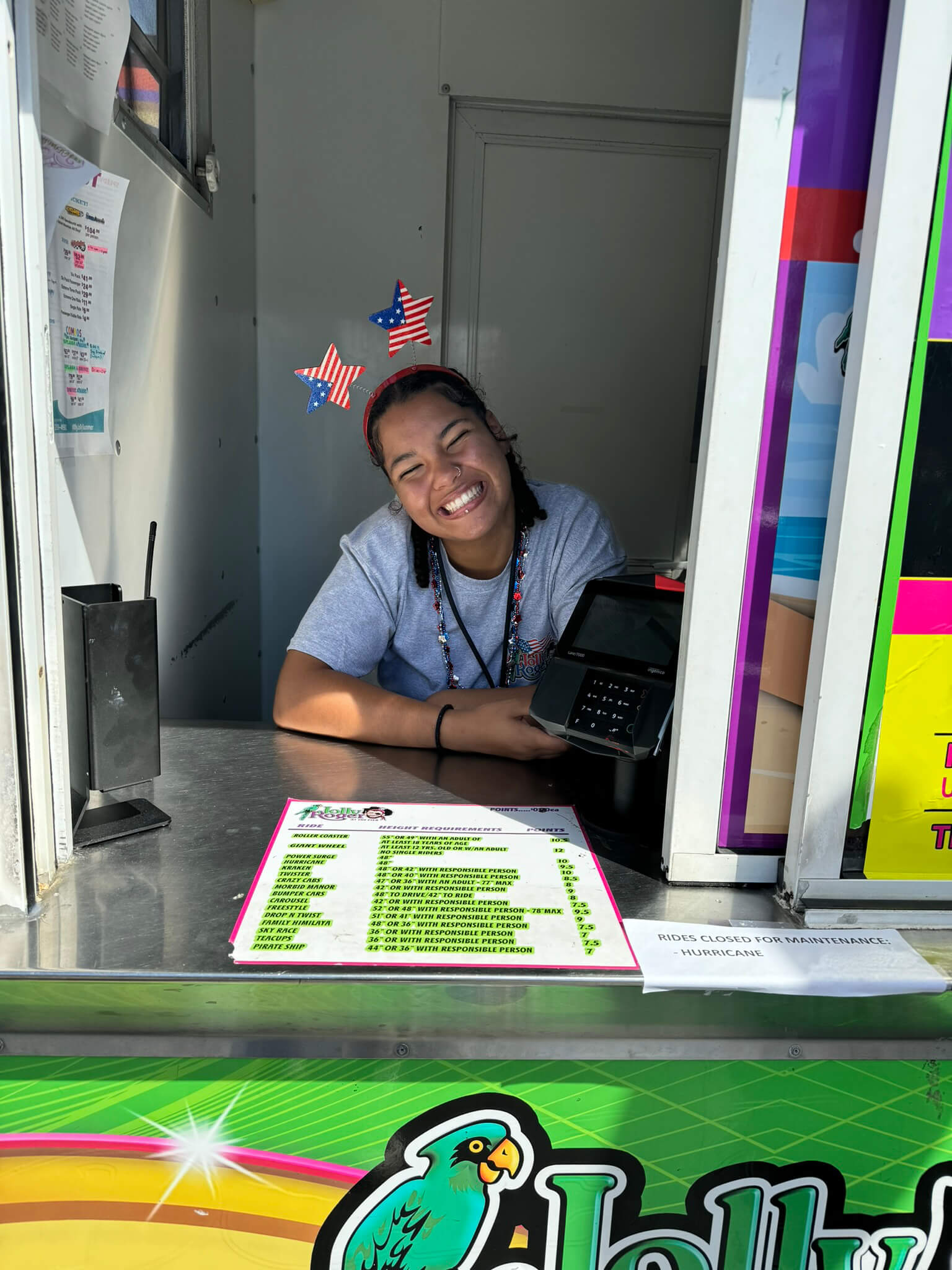jolly-roger-amusement-park-cashier